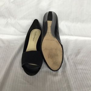 Women’s Ellen Tracy size 10 black wedges